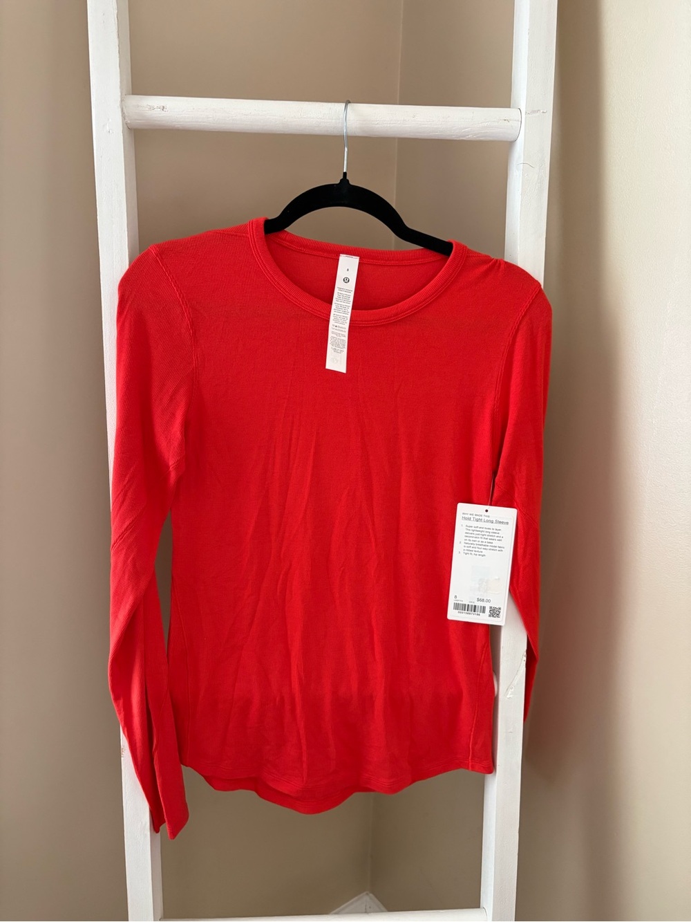 Lululemon Cherry Ember Hold Tight